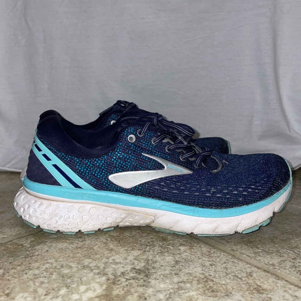 Brooks Ghost 11 Navy Blue Running Shoe